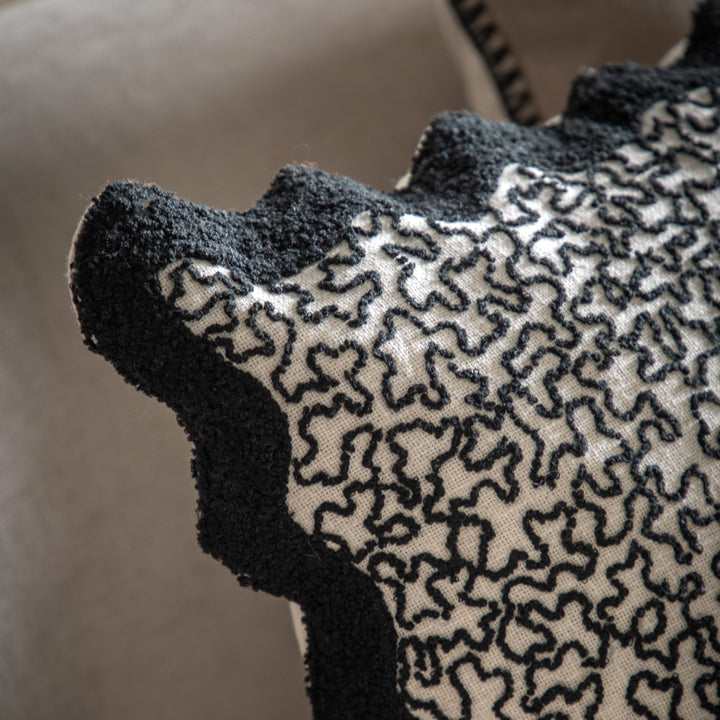 Tabor Black Cushion