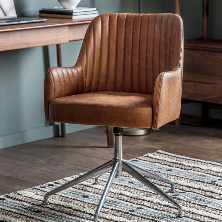 Vintage Leather Swivel Chair | Tan