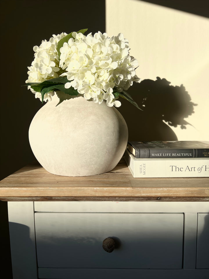 Darcy Stone Planter