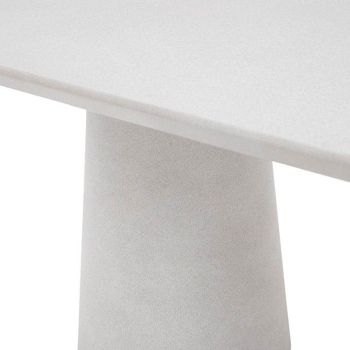 Pedra Oval Dining Table