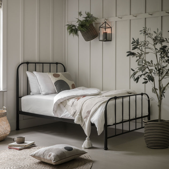 Loughton Black Bedstead | Single