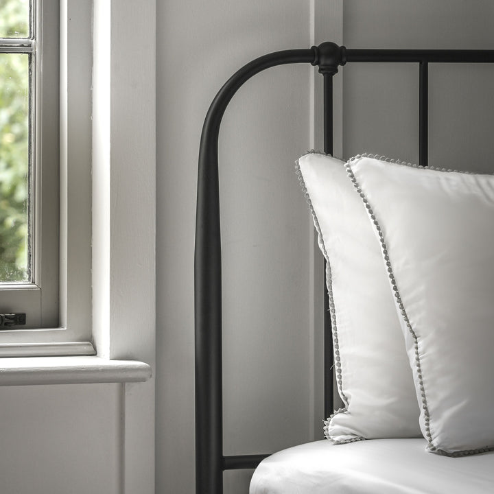 Loughton Black Bedstead | Single