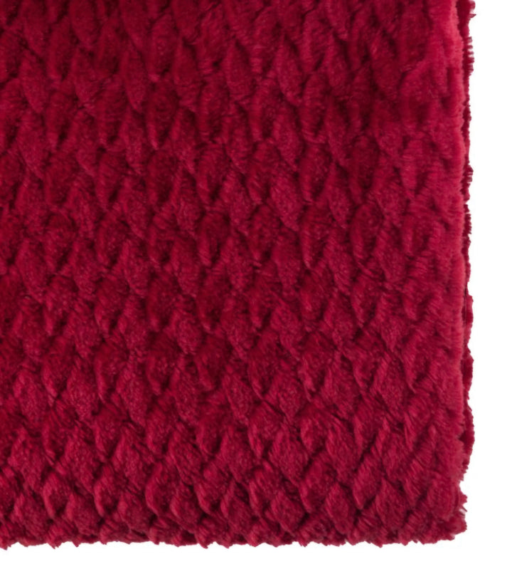 Woodland Chevron Embossed Throw/Red