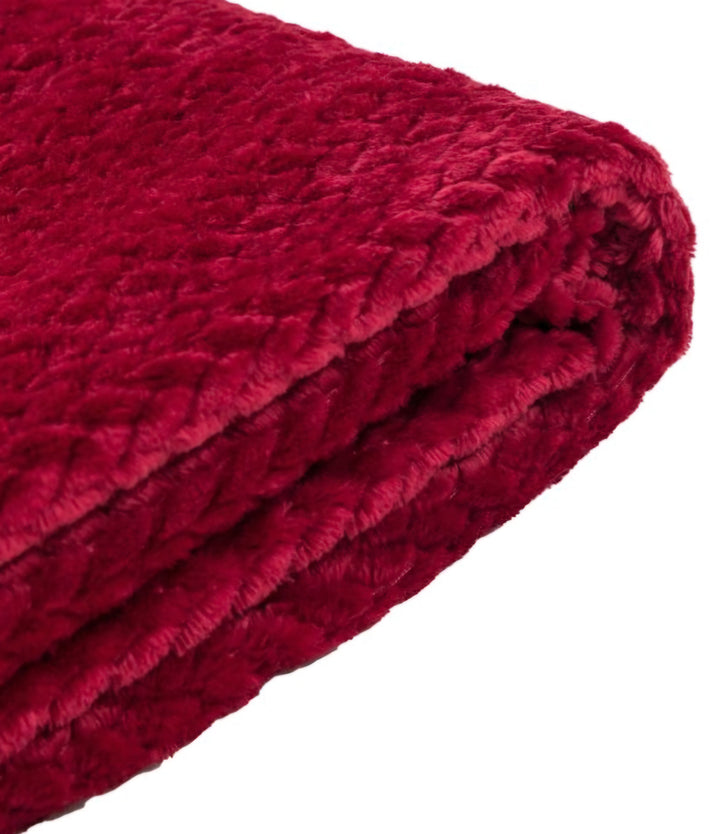 Woodland Chevron Embossed Throw/Red