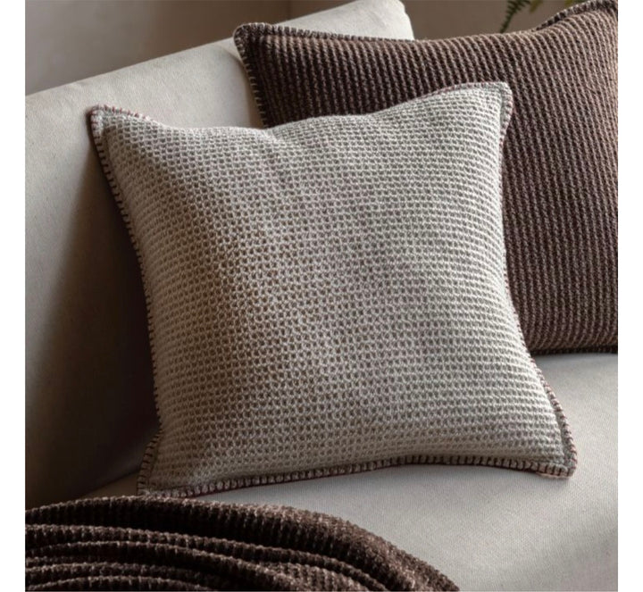Alder Textured Cushion/Cream
