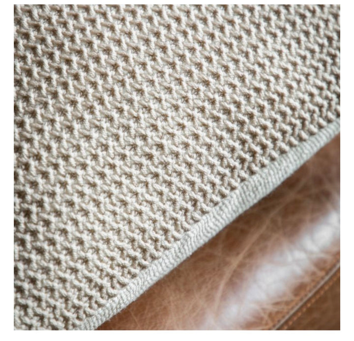 Moss Stitch PomPom Cushion/Cream