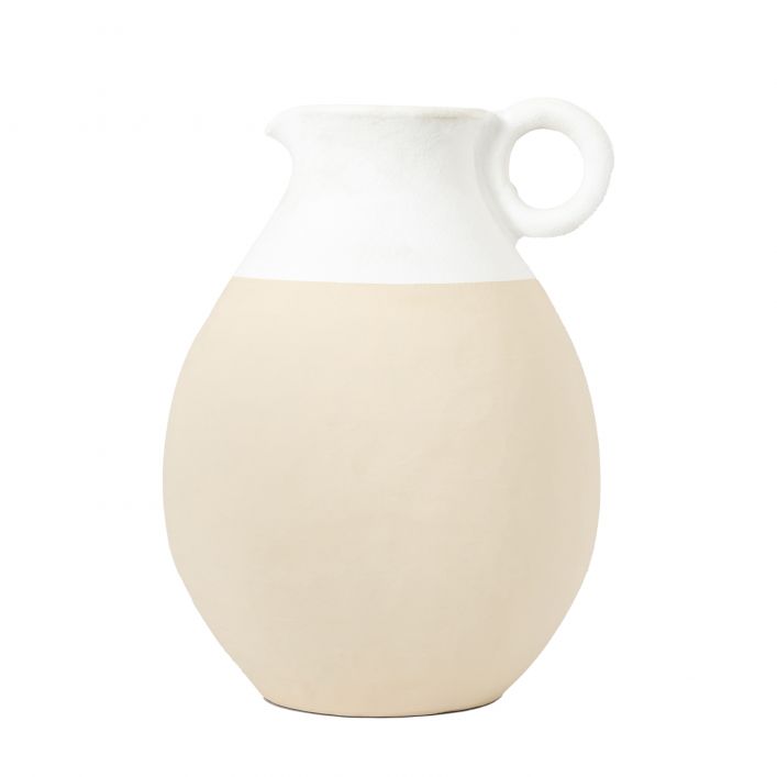 Tinos Pitcher