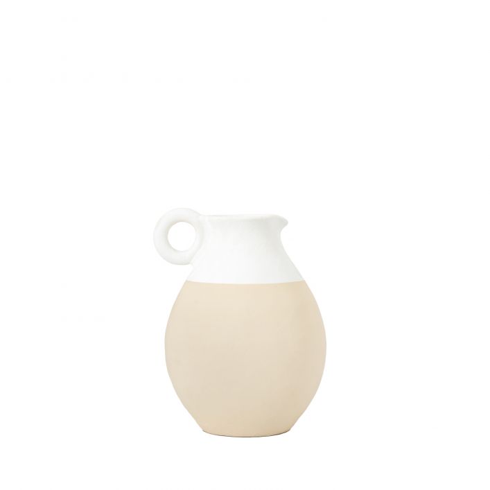 Tinos Pitcher
