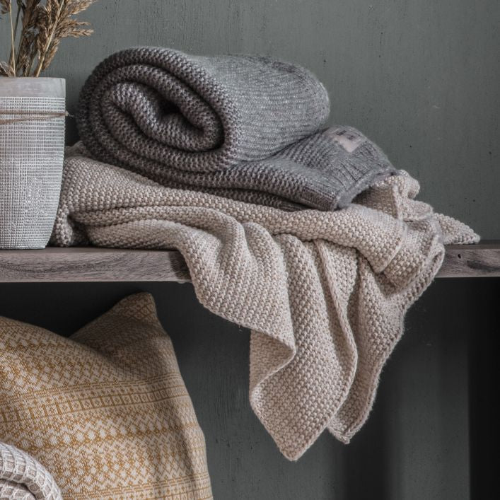 Chunky Knitted Throw Grey