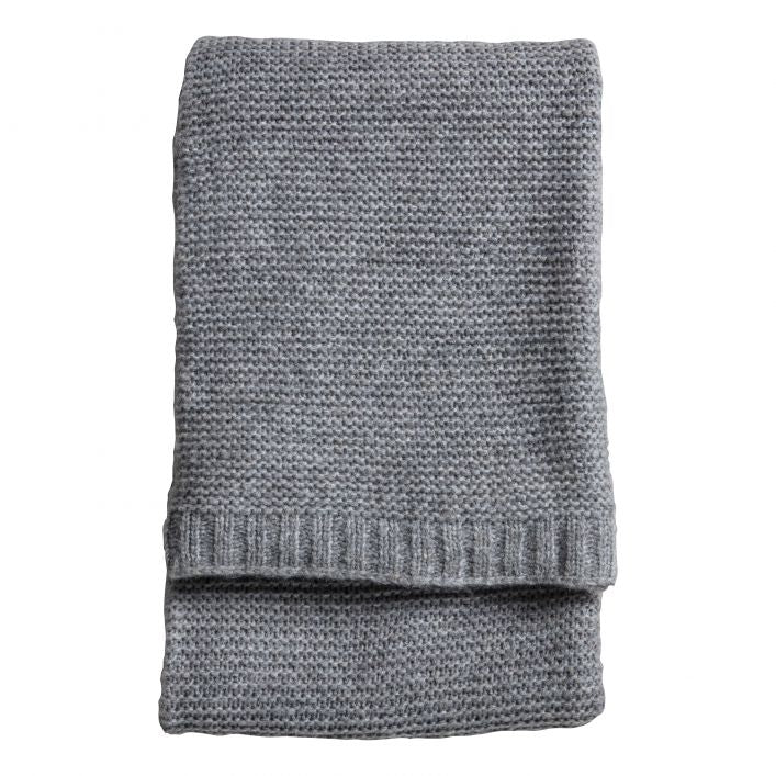 Chunky Knitted Throw Grey