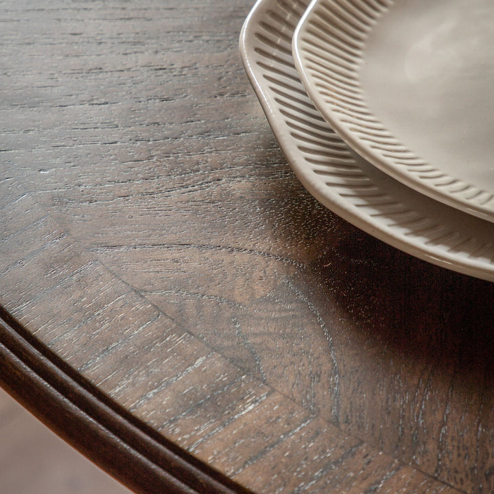Madison Round Extending Dining Room Table