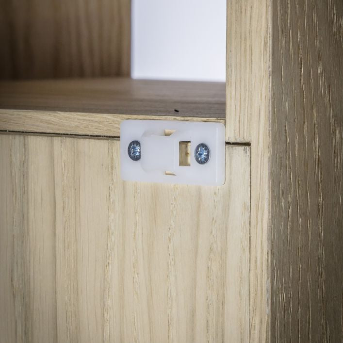 Malmö Oak 2 Door Open Display