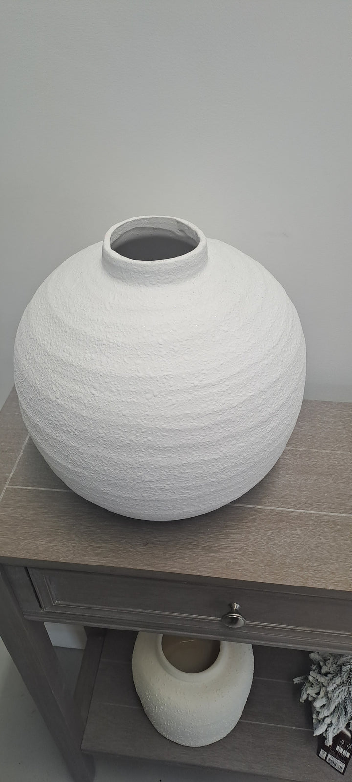 Kylie White matt vase
