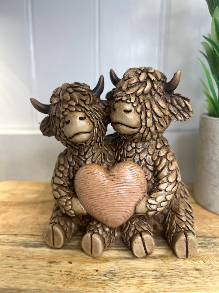 Ewan & Daisy Highland Cow Heart Ornament 12cm