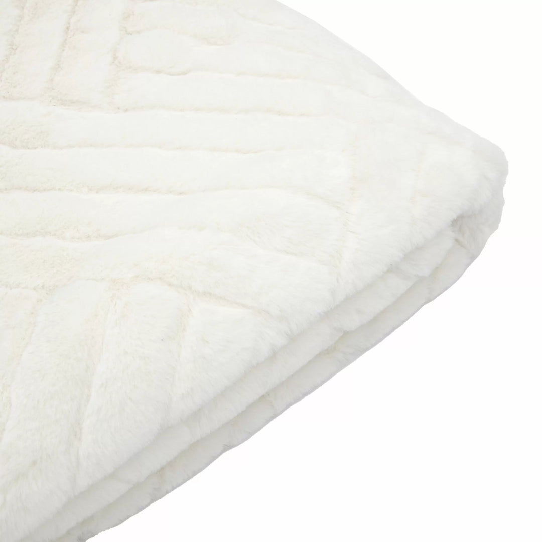 Block Rabbit Cream Fur Throw