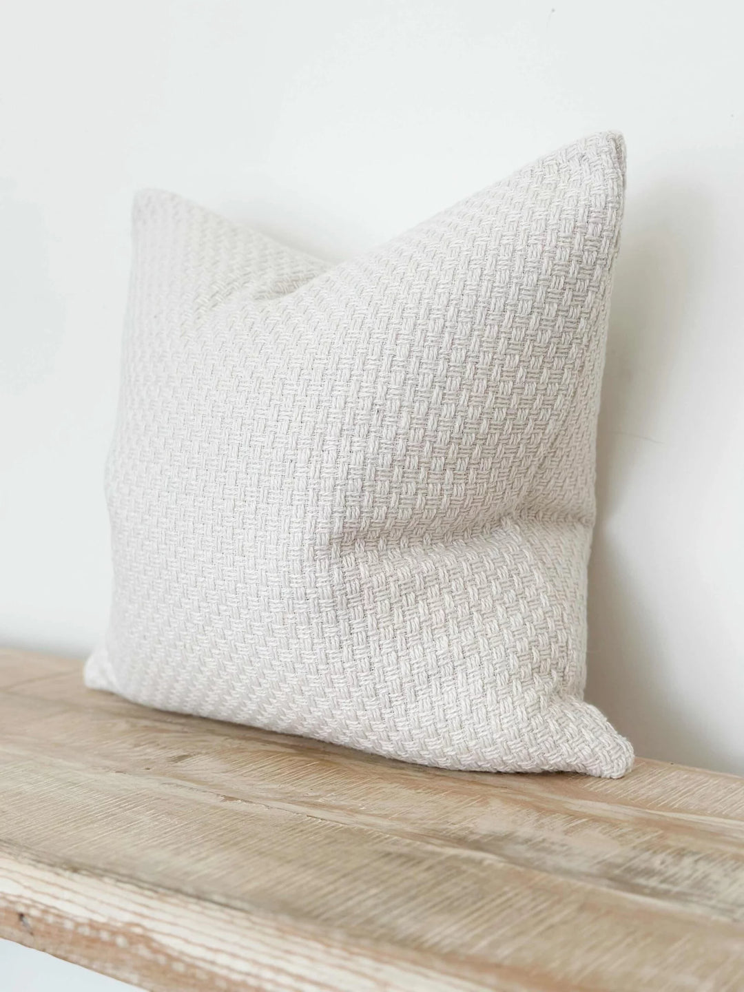 Cream textured deals cushions
