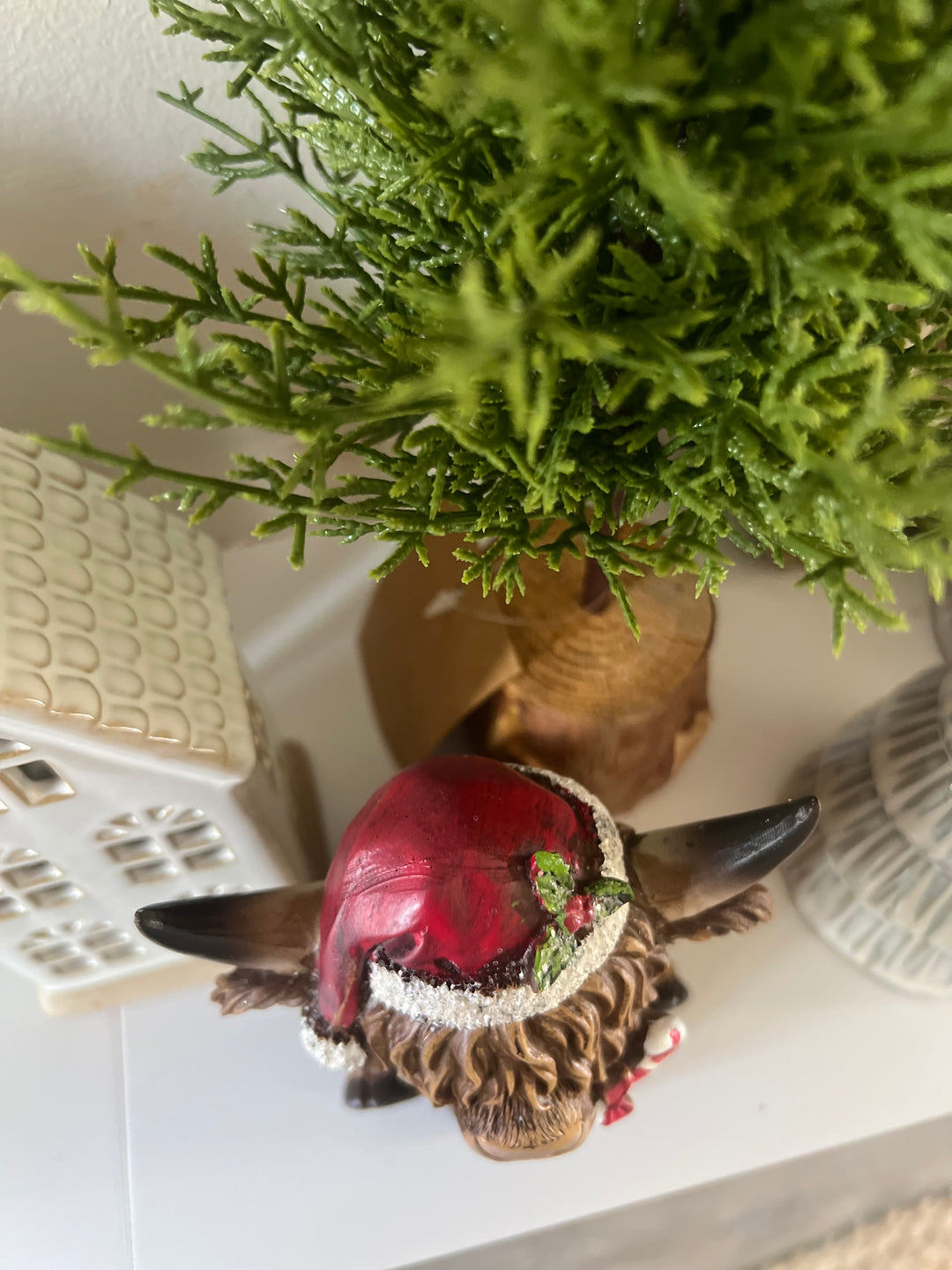 Christmas Highland Cow, 11cm