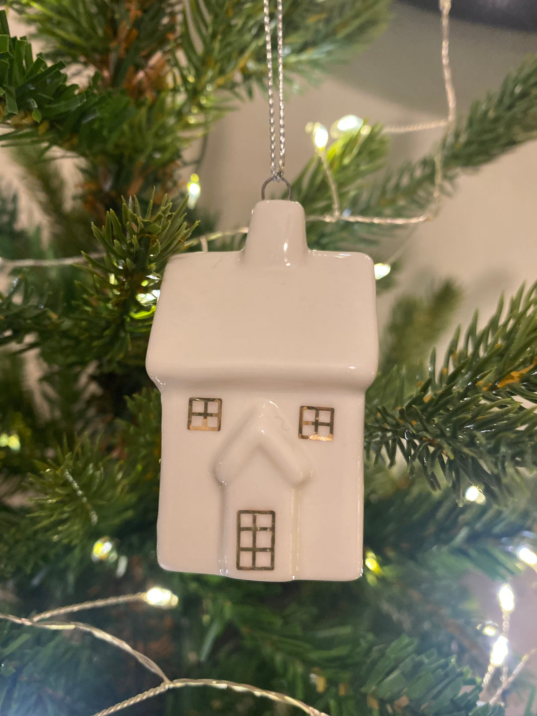 White Ceramic House Hanging Ornament, 5.5cm