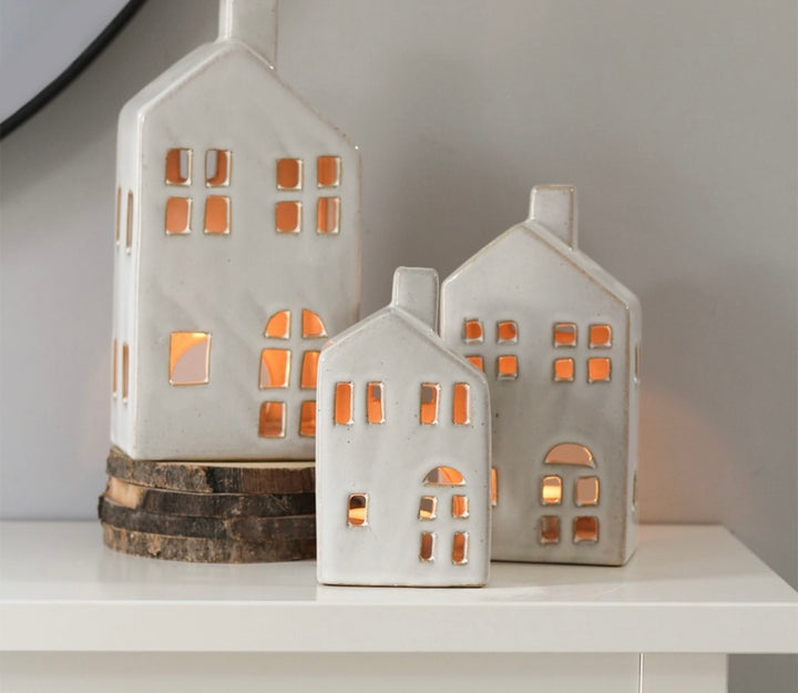 Large 17cm Natural House With LED T-Light