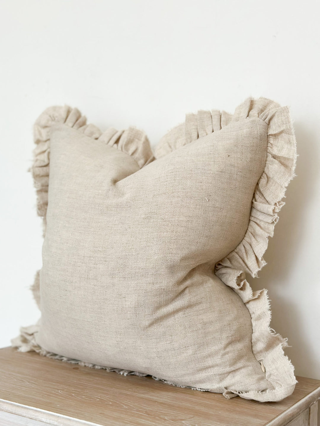 Ruffled Linen cushion cover 45cm×45cm – Sand