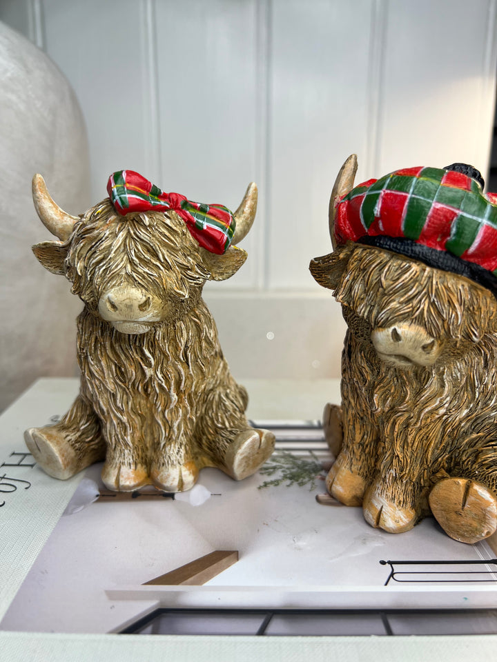 Archie in a Tartan hat - Highland cow 12cm