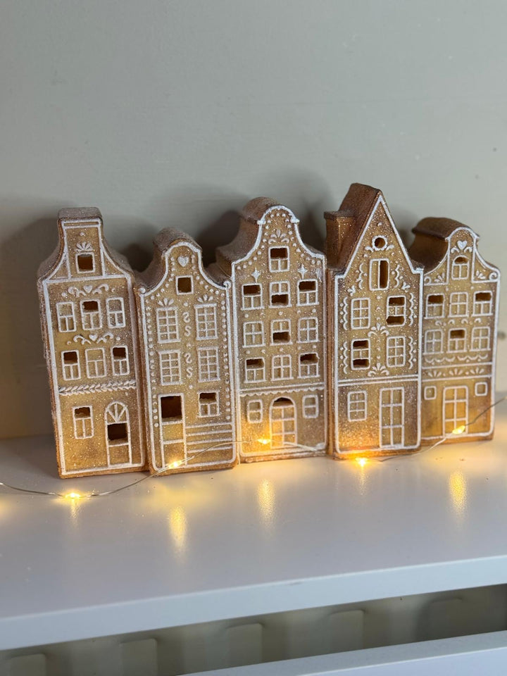 Decorative Light UP Standing House, 23cm
