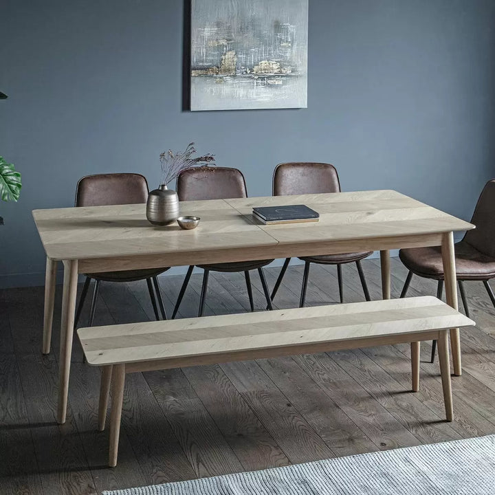 Malmö Extendable Oak Dining Table | 6-8 Seater