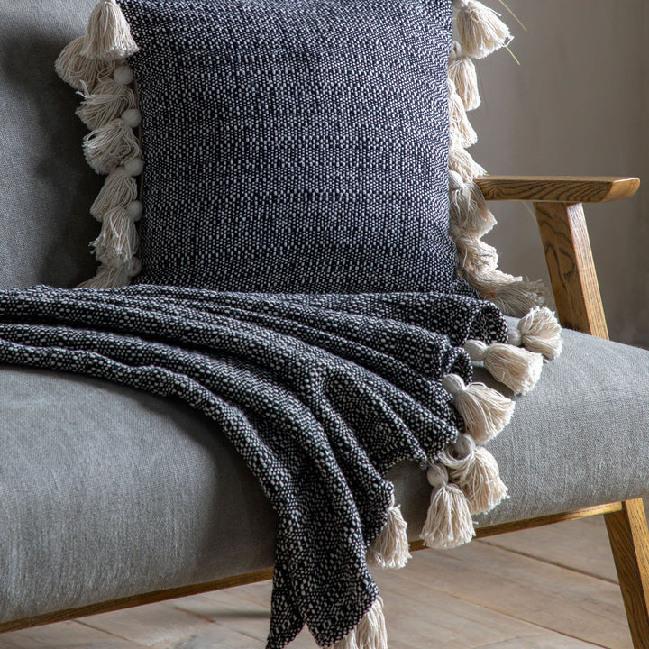 Woven Throw with Tassels | Black
