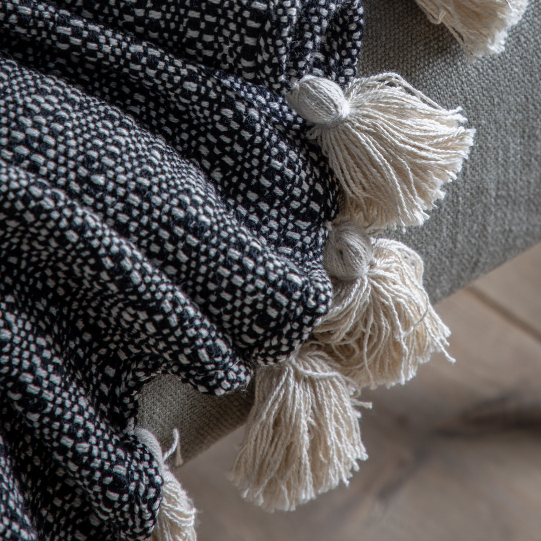 Woven Throw with Tassels | Black