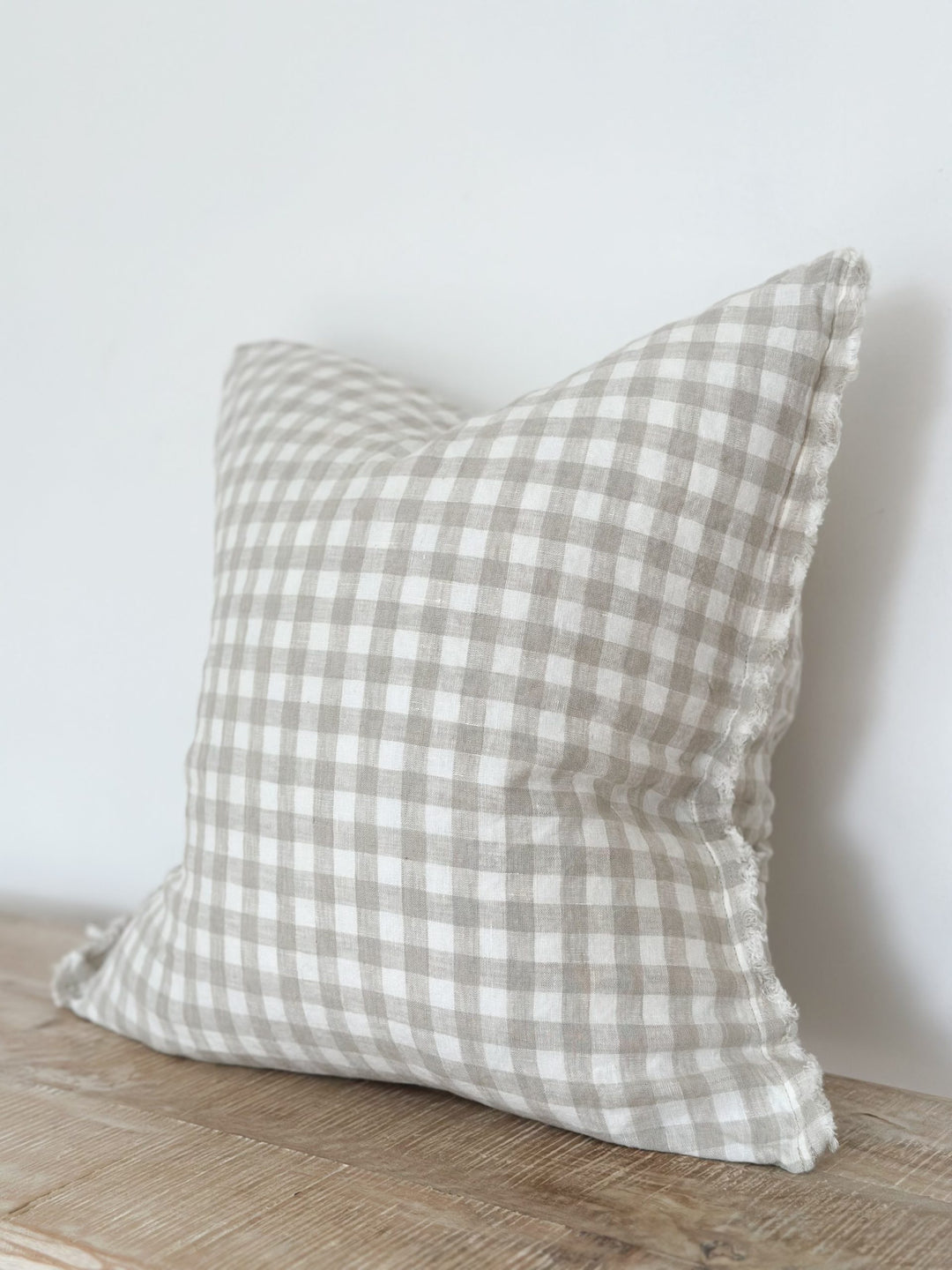 Linen 45×45 – Frayed Edge Natural Gingham