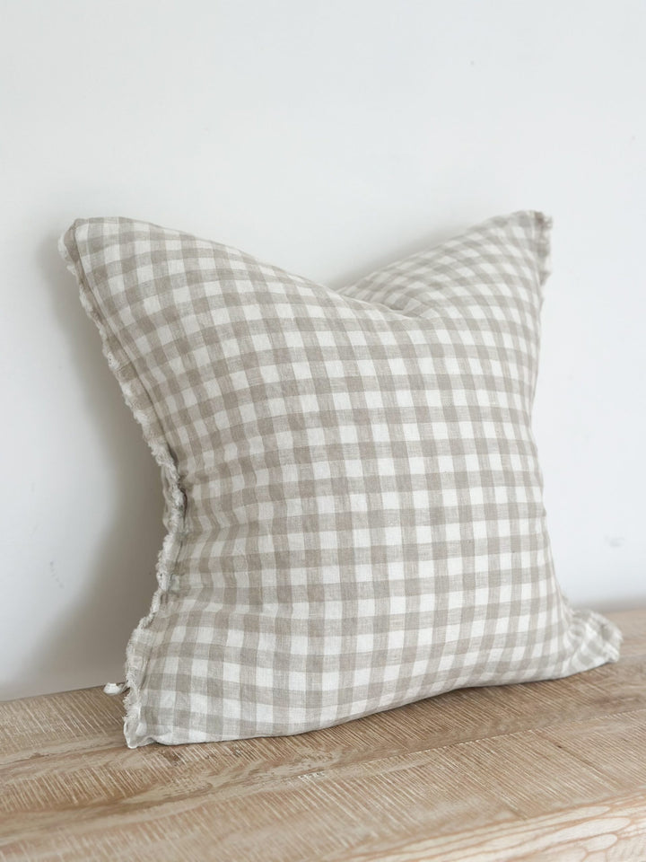 Linen 45×45 – Frayed Edge Natural Gingham