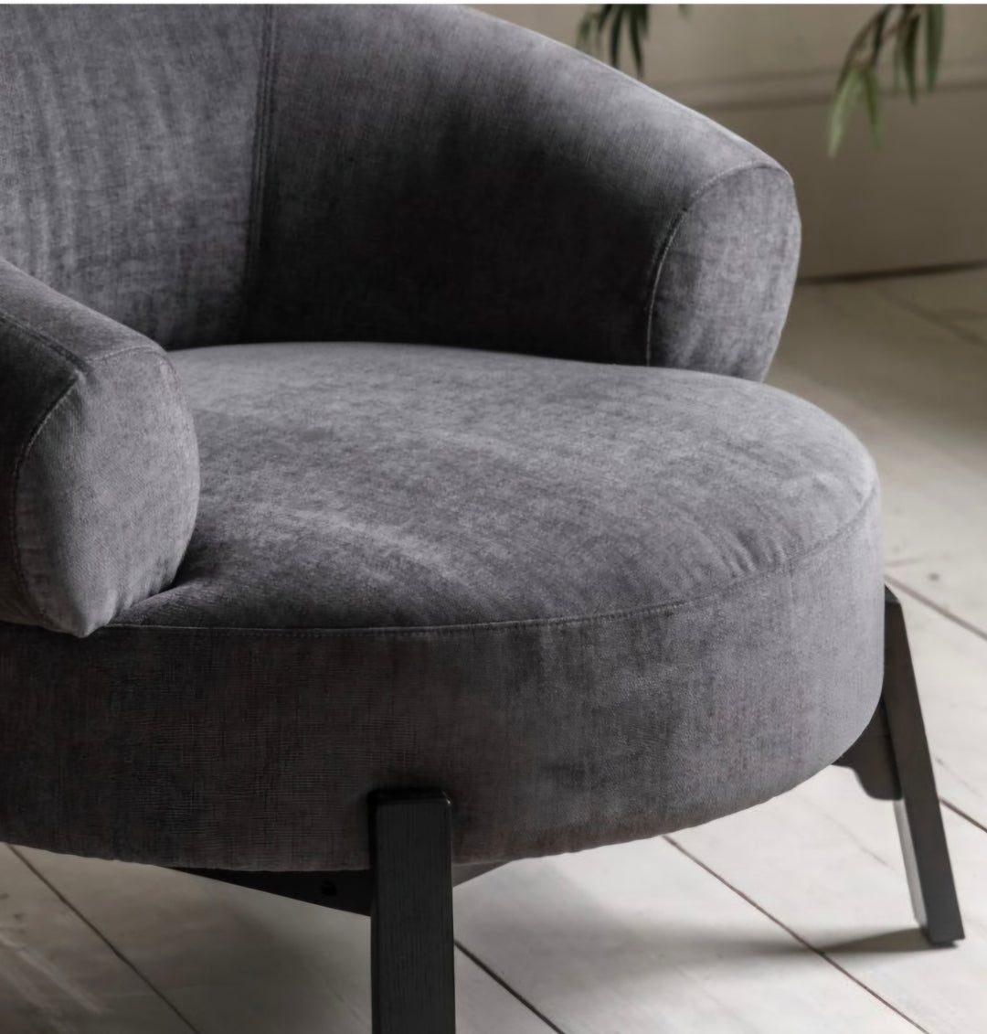 Ardo Armchair
