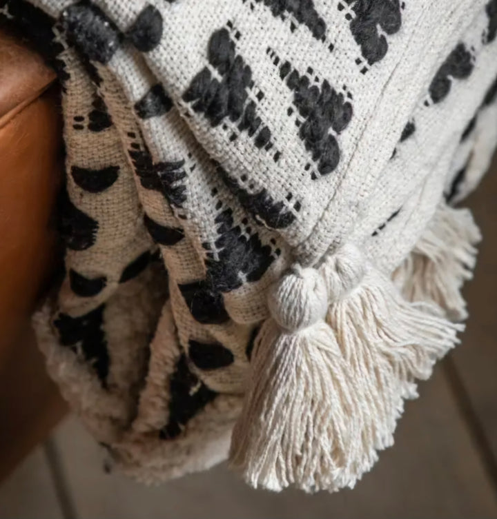 Black & Cream Tufted Throw