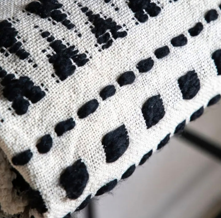 Black & Cream Tufted Throw