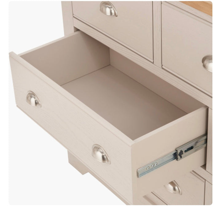 Fairford Parchment White Pine and Oak Wood 7 Drawer Unit/FREE DELIVERY