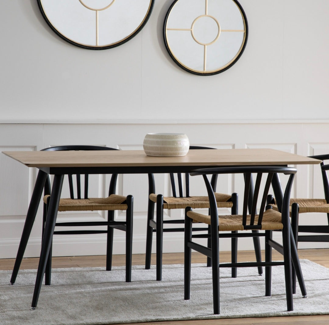 Ashey Dining Table