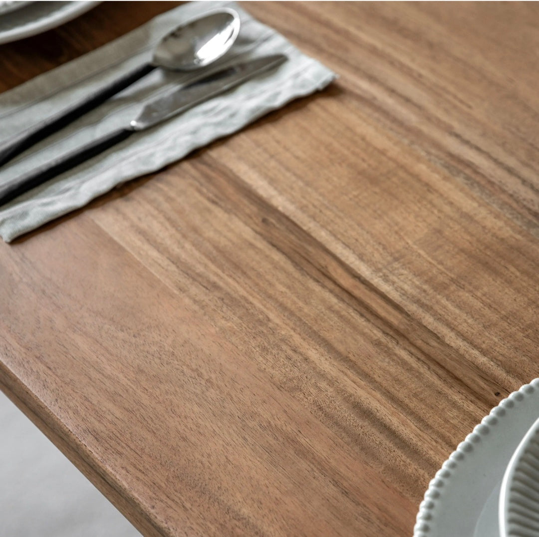Cannes Dining Table