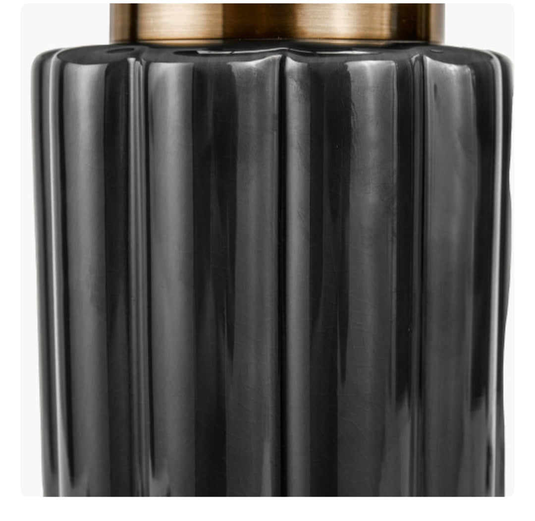 Lushan Black Scalloped Ceramic Table Lamp