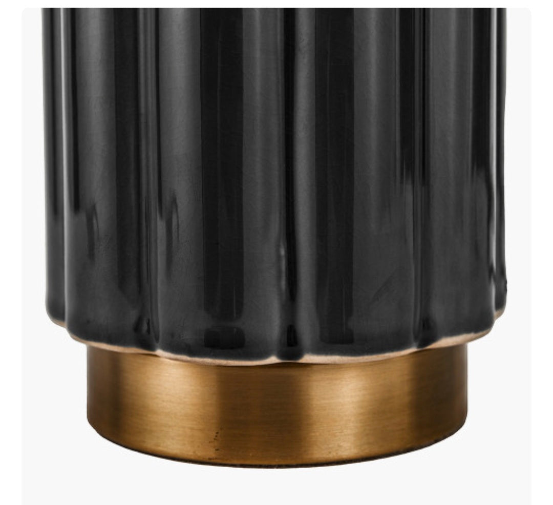 Lushan Black Scalloped Ceramic Table Lamp