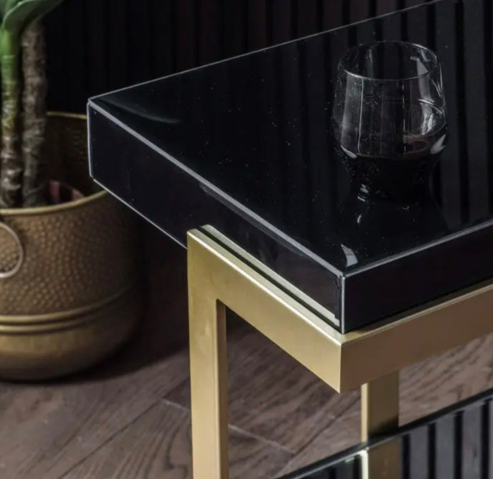 Ardella Side Table