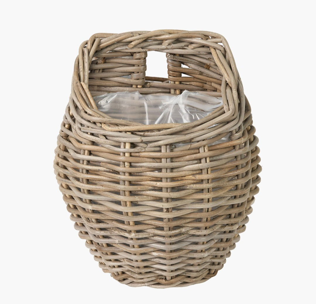 Tobs Indoor Outdoor Grey Kubu Rattan Droplet Shaped Wall Planter