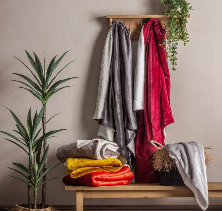Sterling Sherpa Throw/ Silver