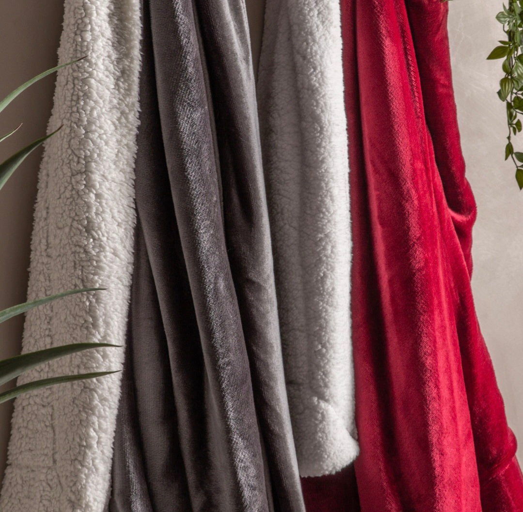 Sterling Sherpa Throw/Grey