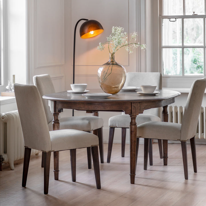 Madison Round Extending Dining Room Table