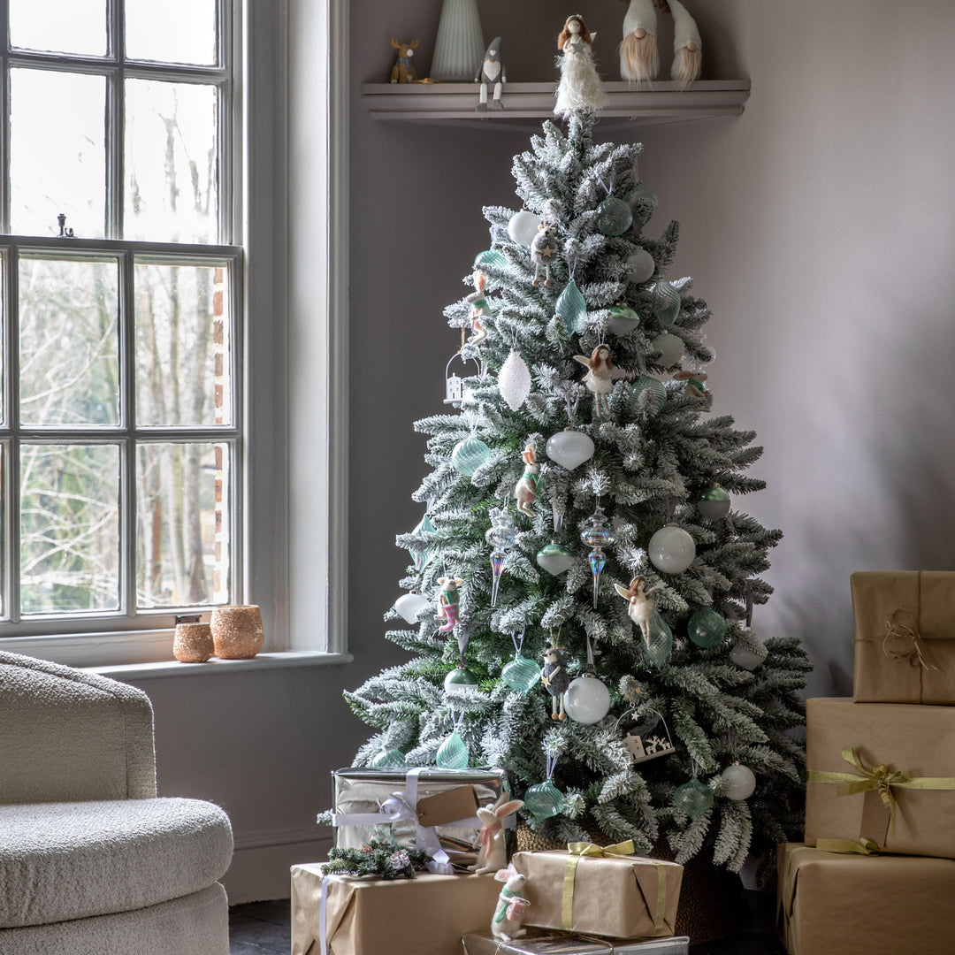 Skiing Hares | White